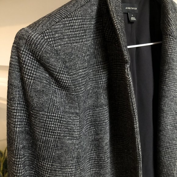 SOLD! Ann Taylor Structured Wool Cotton Grey Checkered Blazer Jacket - Picture 5 of 7